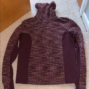 🐾 3/25 Nike pro hyper warm